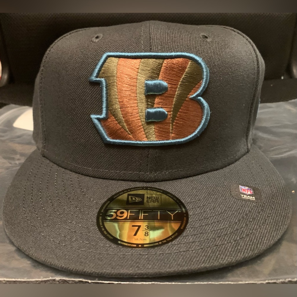 New Era Graphite Cincinnati Bengals Multi Color 59FIFTY Fitted Hat - SIZE 7 3/8